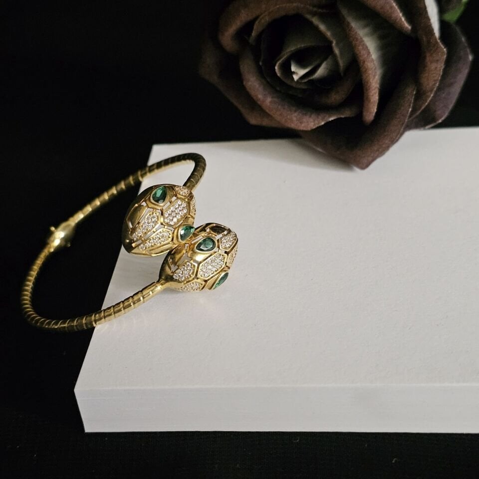925 Ayar İthal  Gümüş Rose Kaplama Taşlı Yılan Figürlü Ayarlanabilir Kadın Kelepçe
