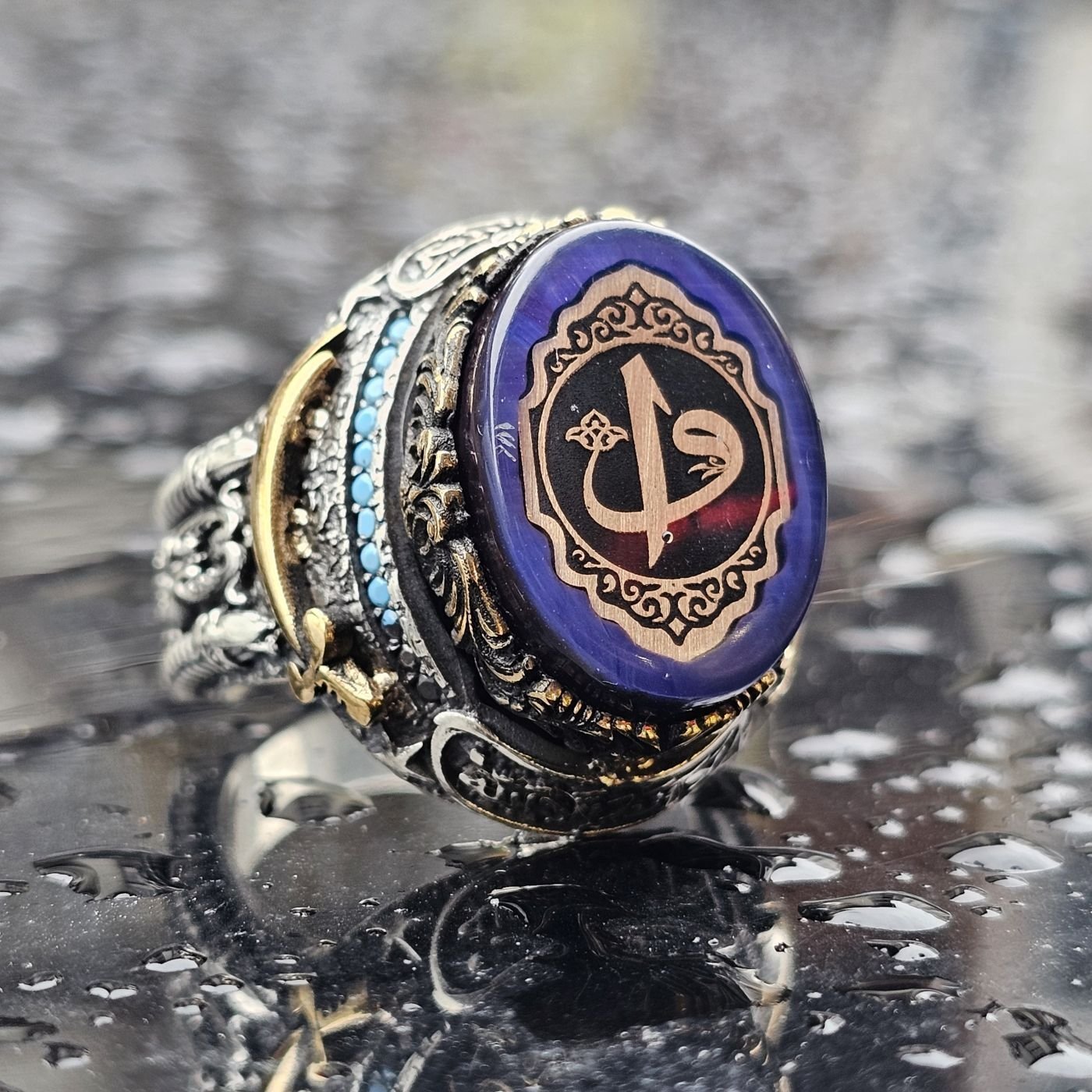 925 Ayar Gümüş Sıkma Kehribar Taşlı Vav Elif motifli Kılıç işlemeli Erkek Yüzük