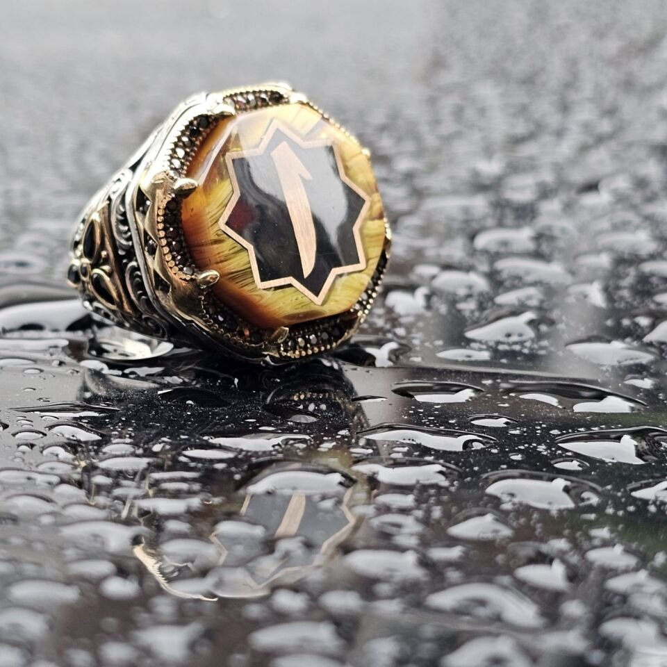 925 Ayar Gümüş Sıkma Kehribar Arapça Elif harfi işlemeli Erkek Yüzük