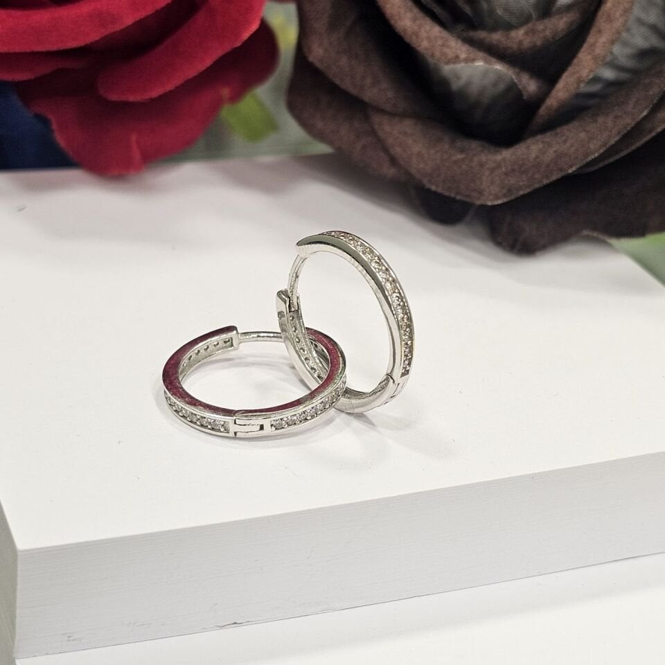 925 Ayar Gümüş rengi taşlı  Kadın Halka Küpe