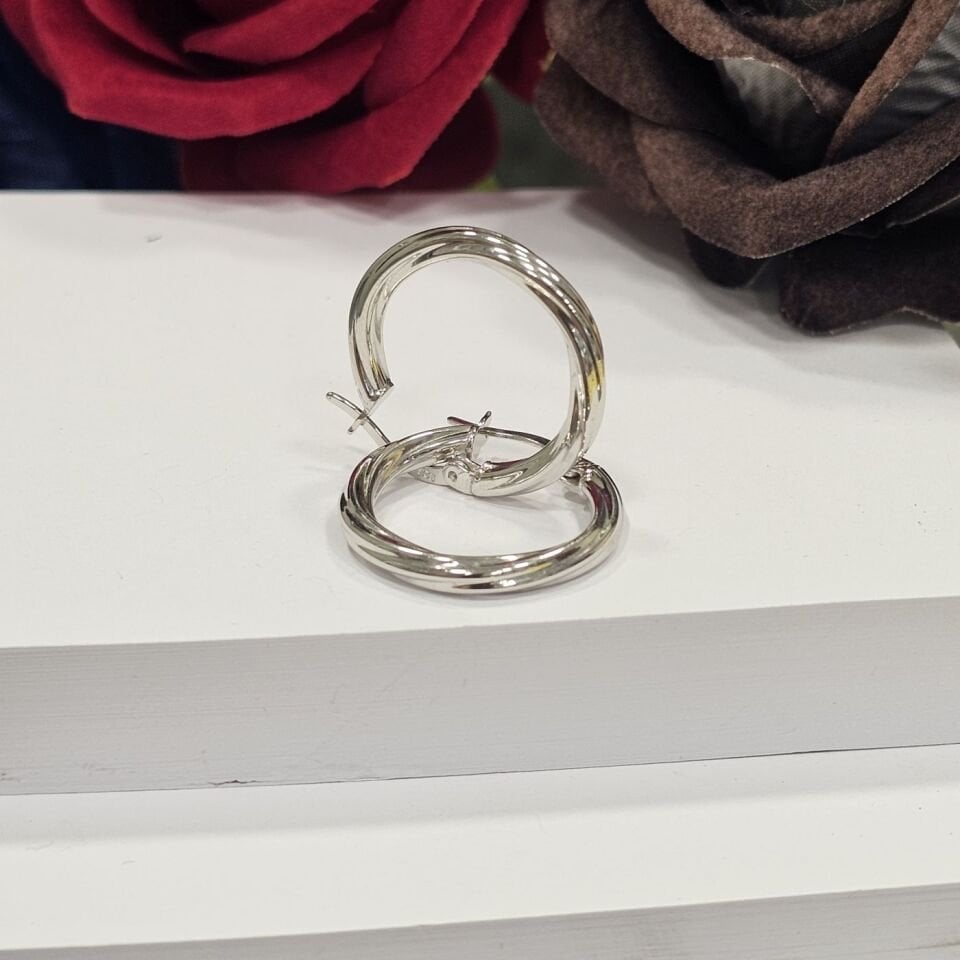 925 Ayar Gümüş Burgu detaylı Kadın Halka Küpe