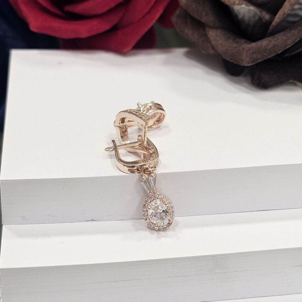 925 Ayar Gümüş Rose Kaplama Damla Zirkon taşlı  Kadın Halka Küpe