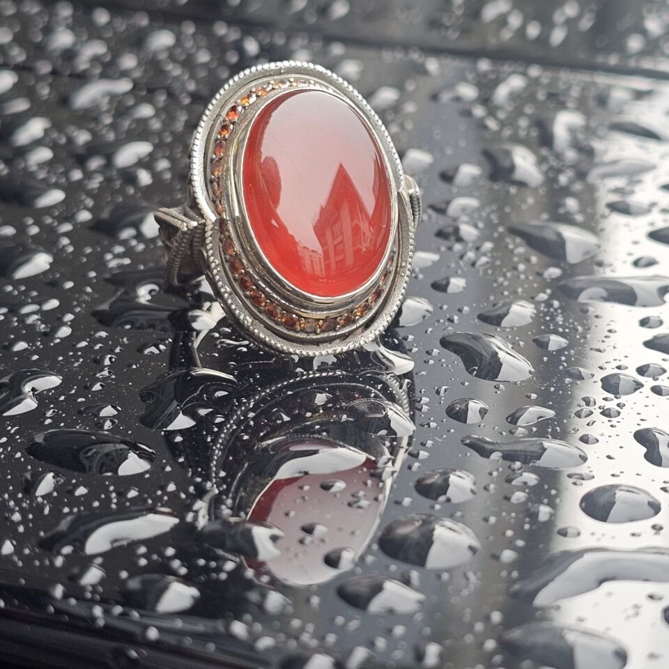 Orjinal Kırmızı Akik Taş işlemeli Usta işi  925 Ayar Erkek Gümüş Yüzük