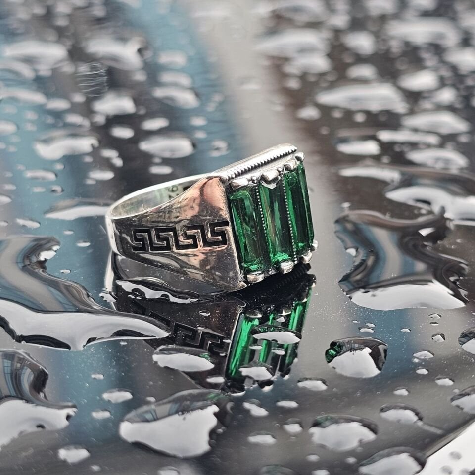 Yeşil Baget Zirkon taşlı 925 Ayar Gümüş Erkek Yüzük 25