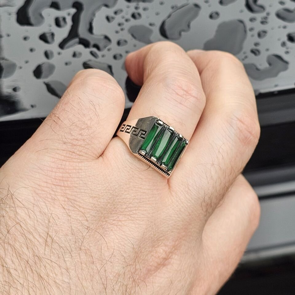 Yeşil Baget Zirkon taşlı 925 Ayar Gümüş Erkek Yüzük 25