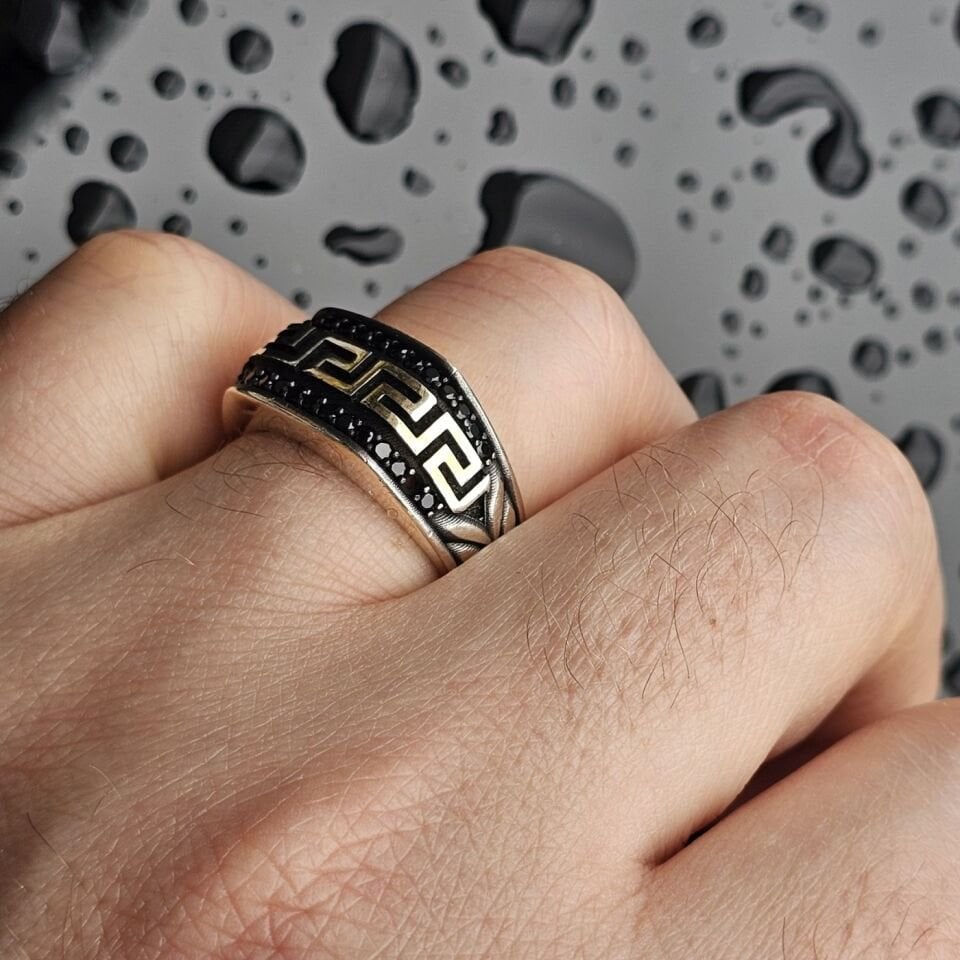 925 Ayar Gümüş Mikrotaşlı Motif İşlemeli Erkek Gümüş Yüzük 25